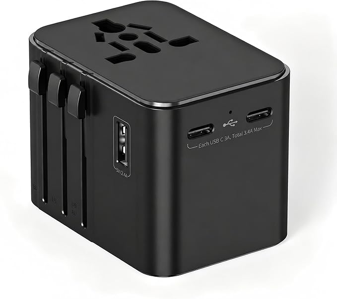 Universal Travel Adapter Worldwide – 2× USB-A & 2× USB-C
